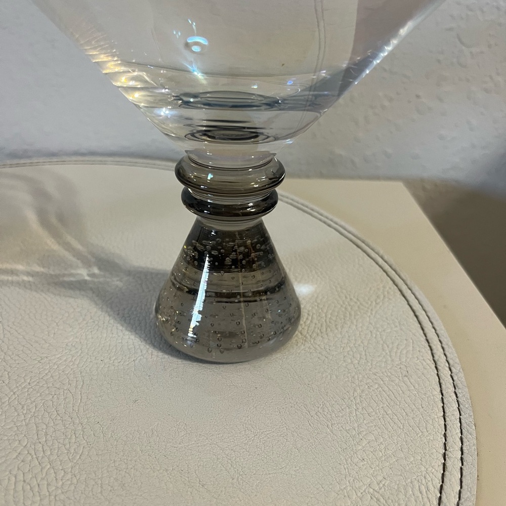 Elegant Glass Martini Glasses with bubble bases - Picture 5 of 8